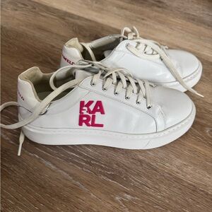 Karl Lagerfeld white leather sneakers Sz 7